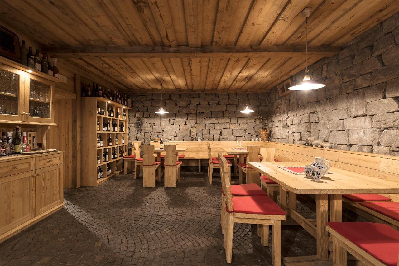 Hotel Torgglhof Caldaro Eksteriør bilde