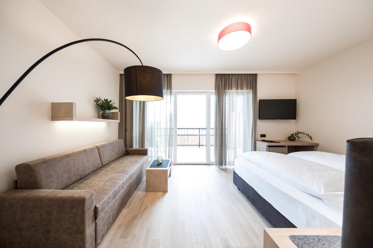 Hotel Torgglhof Caldaro Eksteriør bilde