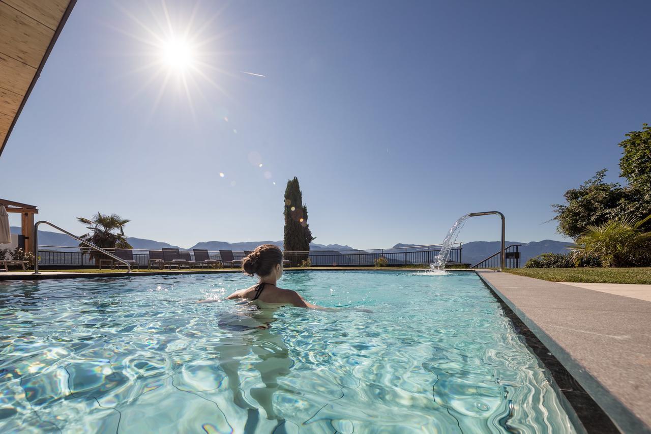 Hotel Torgglhof Caldaro Eksteriør bilde
